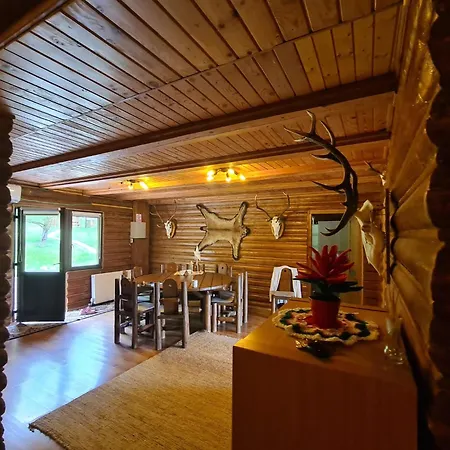 Guest house Lucky Roenk Vendeghaz