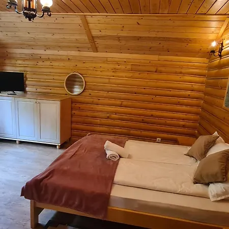 Guest house Lucky Roenk Vendeghaz Vilcele (Covasna)